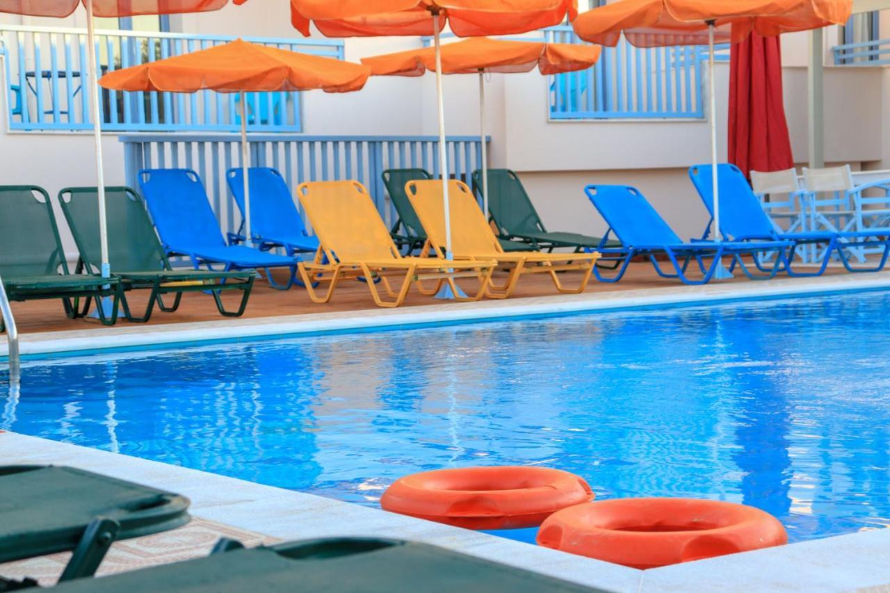 Blue Sky Hotel Apts Gúvesz Kültér fotó