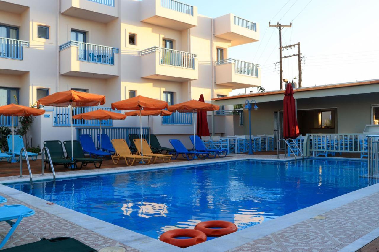 Blue Sky Hotel Apts Gúvesz Kültér fotó